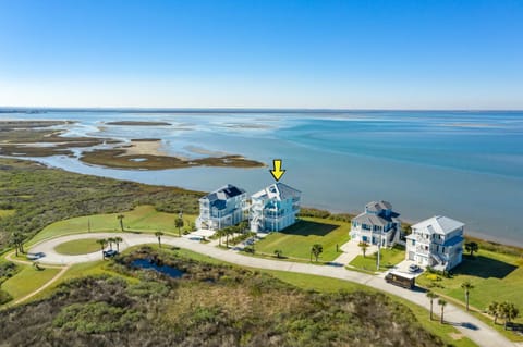 Blue Claws House in Galveston Island