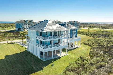 Blue Claws House in Galveston Island