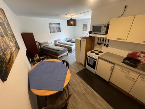 Dining area, Bedroom, kitchen