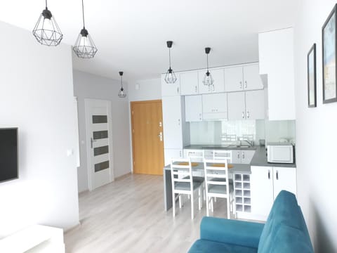 Kitchen or kitchenette, Living room, Seating area