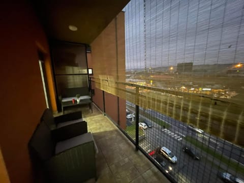 Balcony/Terrace, Seating area, City view