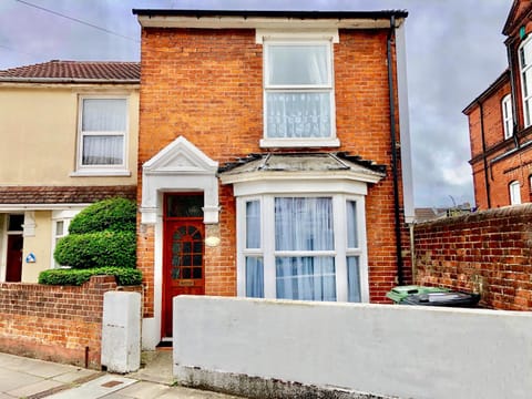 Property building, Street view