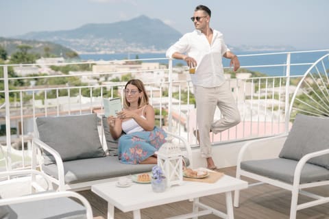 Balcony/Terrace, Internal: Not applicable to any particular room