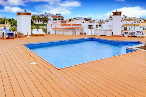 Pool view, Swimming pool