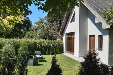 Property building, Garden