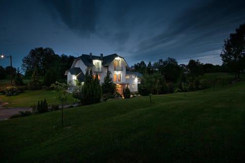 Property building, Garden, Sunset
