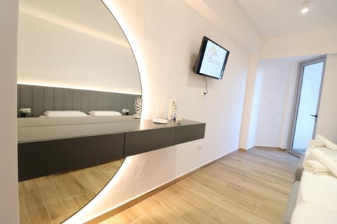 Communal lounge/ TV room, TV and multimedia