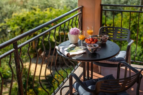 Day, Balcony/Terrace, Balcony/Terrace, Garden view