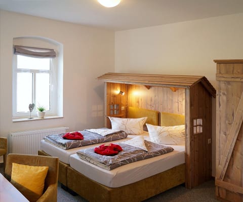 Bed, Bedroom, towels, wardrobe