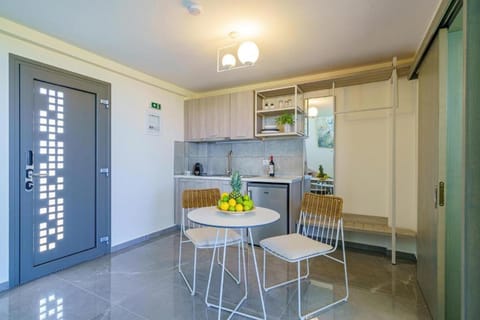 Miroes Suites Apartment in Nikiti