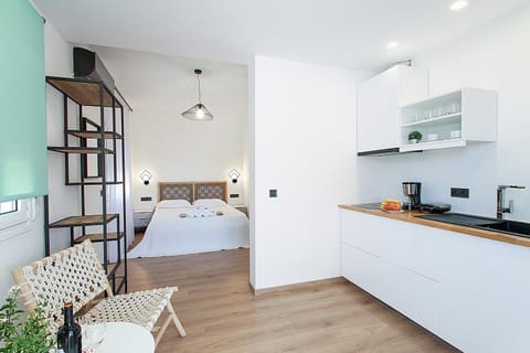 Kitchen or kitchenette, Photo of the whole room, Bedroom