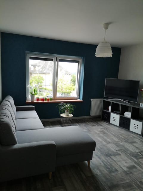 TV and multimedia, Seating area