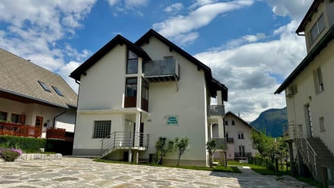 Julian Manor apartments Apartment in Bovec