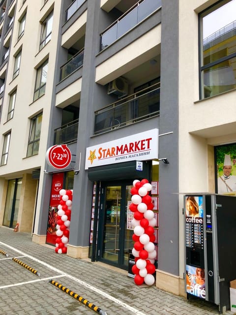 Grand Saharov Apartment in Varna