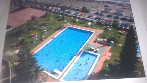 Bird's eye view, Pool view