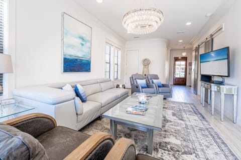 Villa Lago 1945 House in Miramar Beach