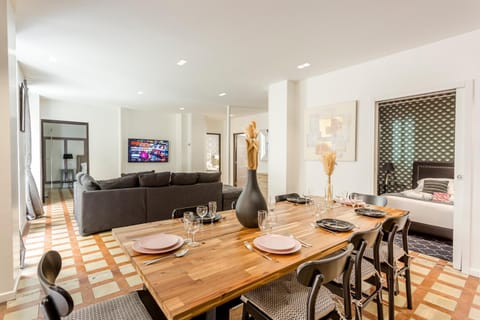 180 Suite Eden, Luxury APT at Sacré Coeur Apartment in Paris