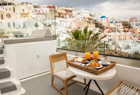 View (from property/room), Balcony/Terrace, Sea view, Sunrise