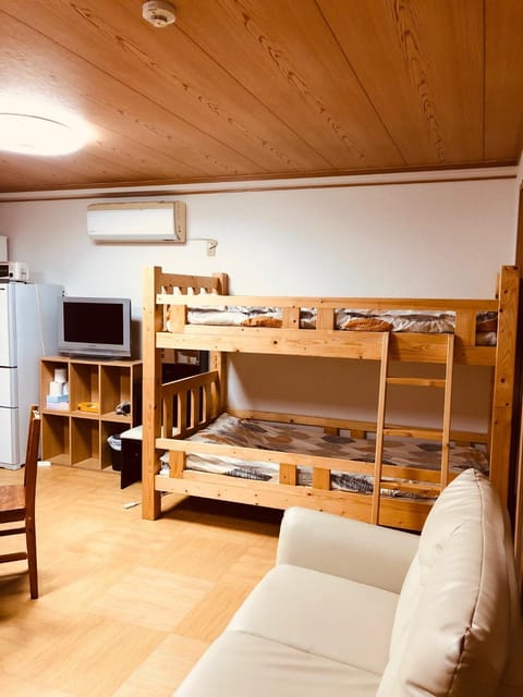 bunk bed