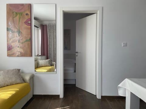 Blueberry Apartment in Bol