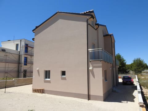 Apartmani Hrvoje Klarić - Srima Apartment in Šibenik-Knin County, Croatia