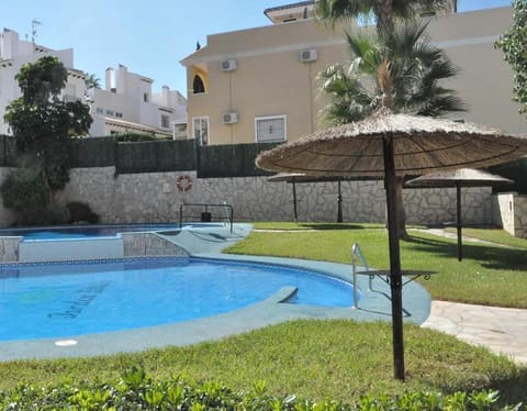 Garden, Swimming pool