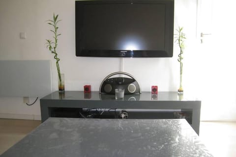 Charmante maisonnette aux portes de paris Apartment in Saint-Denis, France