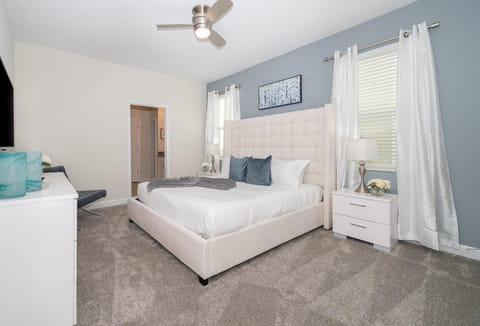 2705JT LUXURY 7 BED/5 BA (SANITIZED) House in Kissimmee