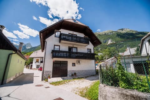 Property building, Day, Natural landscape