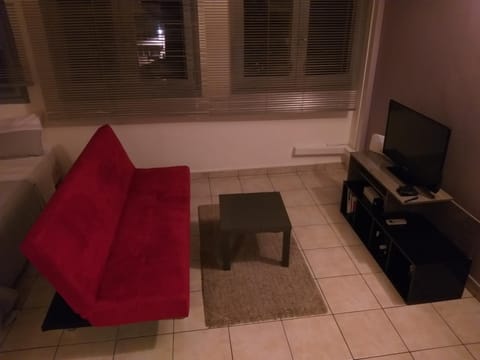 Communal lounge/ TV room, TV and multimedia, Living room