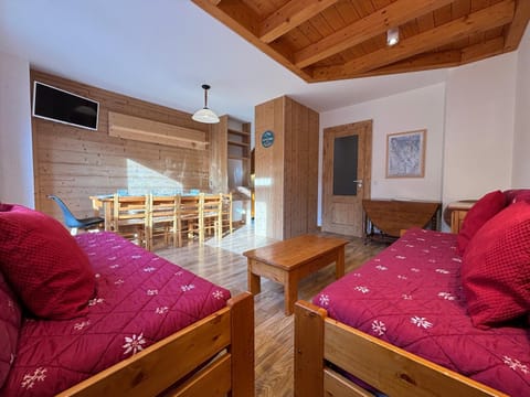 Résidence Saboia B57 Clés Blanches Courchevel Apartment in Les Allues