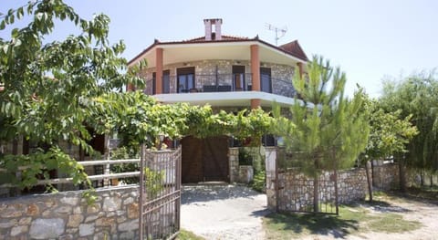 Morfili Villa Apartment in Limenaria