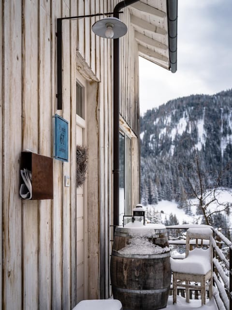 Property building, Day, Mountain view