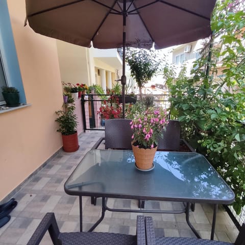 Patio, Balcony/Terrace