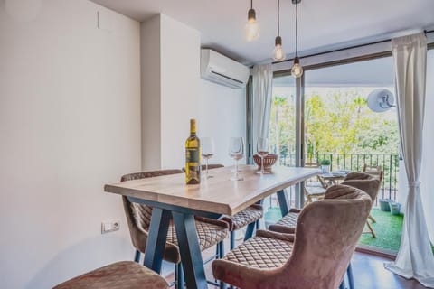 Lounge or bar, Dining area, Meeting/conference room