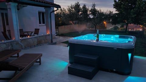 Hot Tub