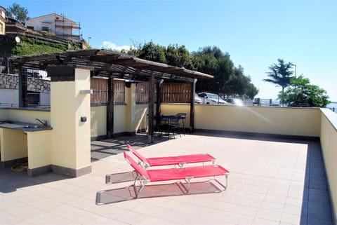 Yellow House House in Albissola Marina