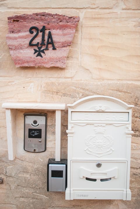 Facade/entrance, Property logo or sign