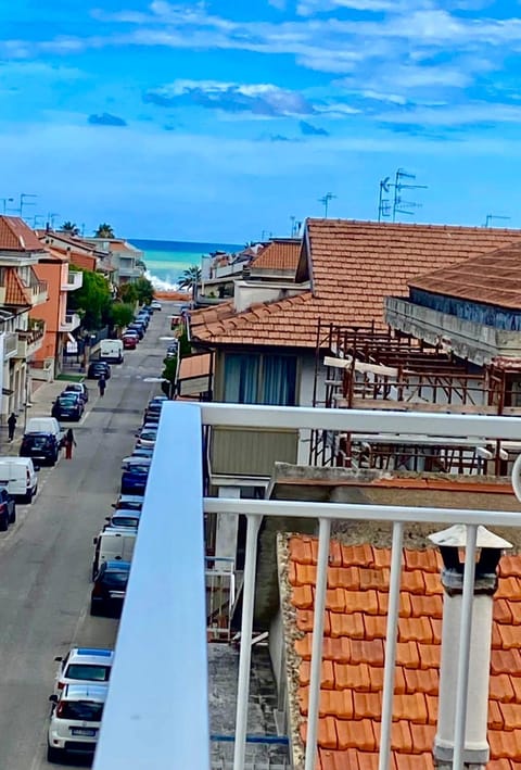 Balcony/Terrace, Sea view, Street view