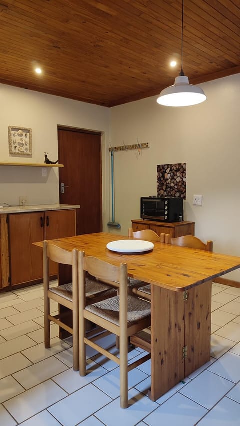 Whale of a Time - Sedgefield Apartment in Eastern Cape