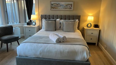 Peacock Guest House Bed and Breakfast in England