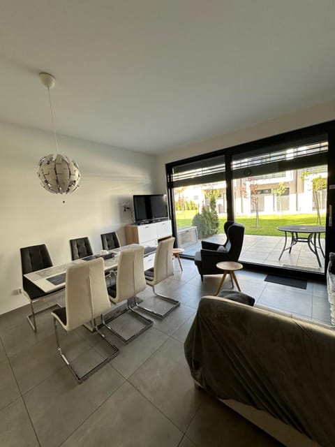 Balcony/Terrace, Living room