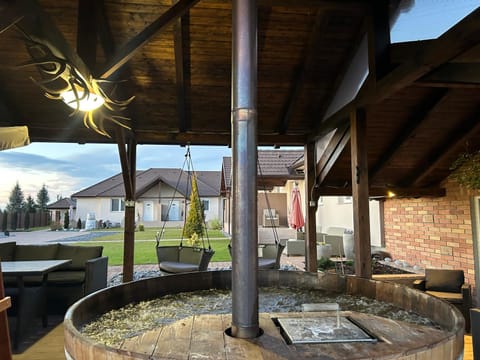 Property building, Hot Tub, Spa and wellness centre/facilities