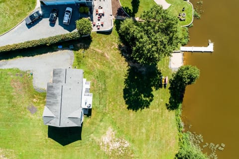 A Home Away House in Lake Anna