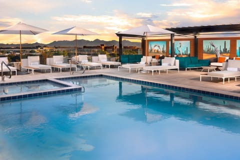 Mountain view, Swimming pool