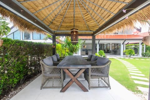 Garden, Balcony/Terrace