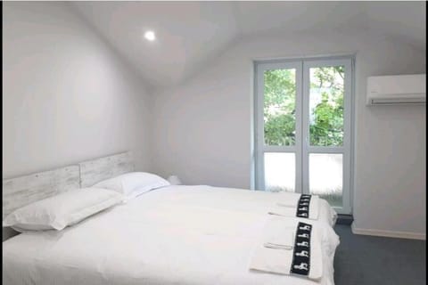 Top Center 4-Bedroom Apartment Apartment in Varna