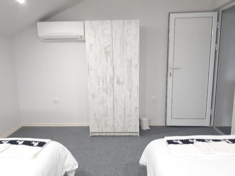 Top Center 4-Bedroom Apartment Apartment in Varna