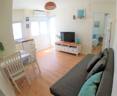 Living room, Lounge or bar