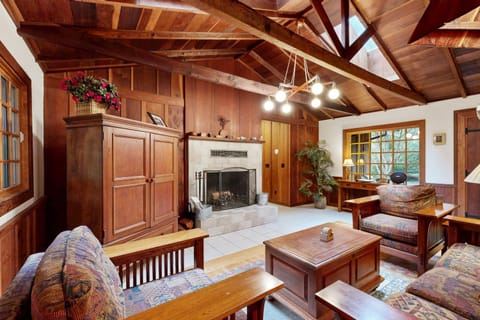 Little River Redwoods House in Little River